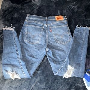 Levi jeans